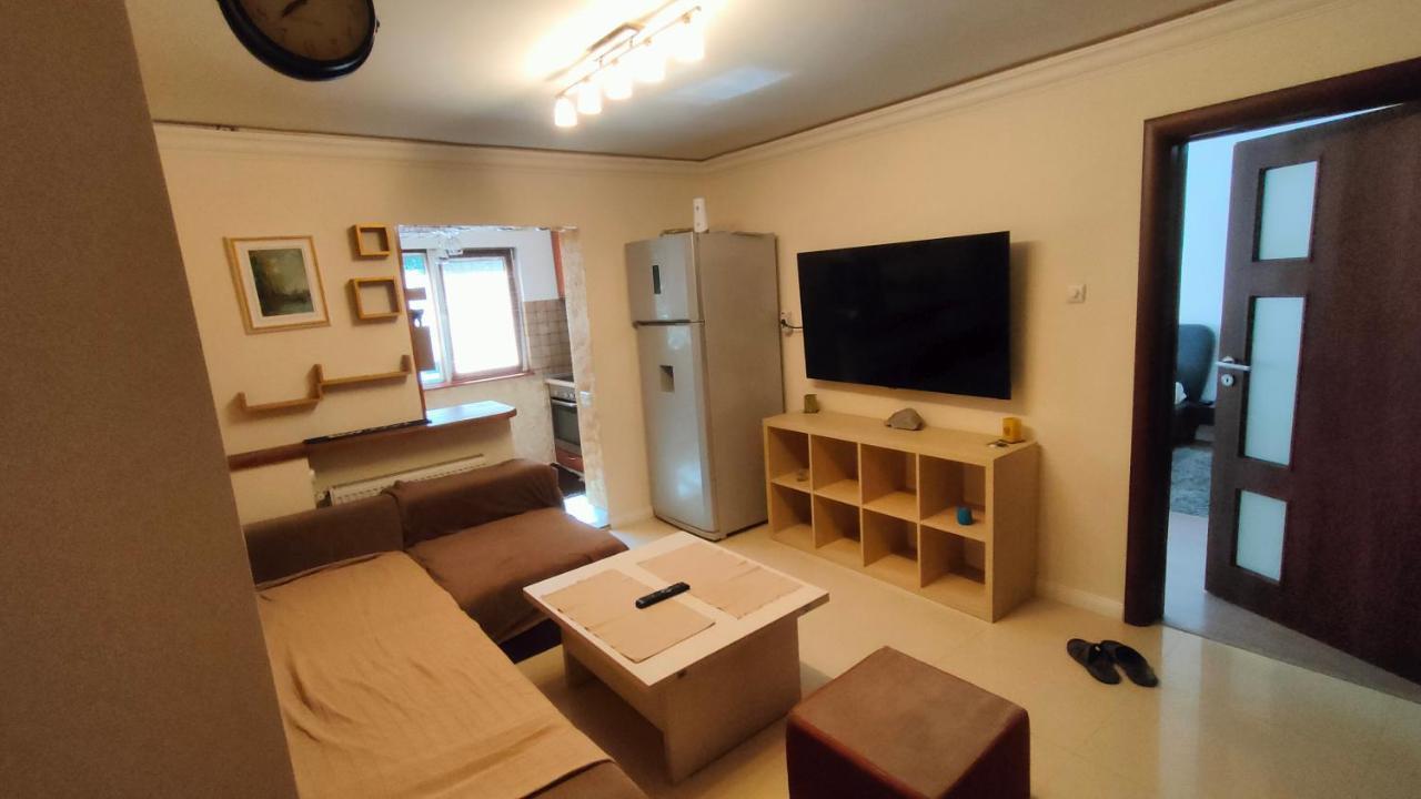Duck Apartment Бухарест Экстерьер фото