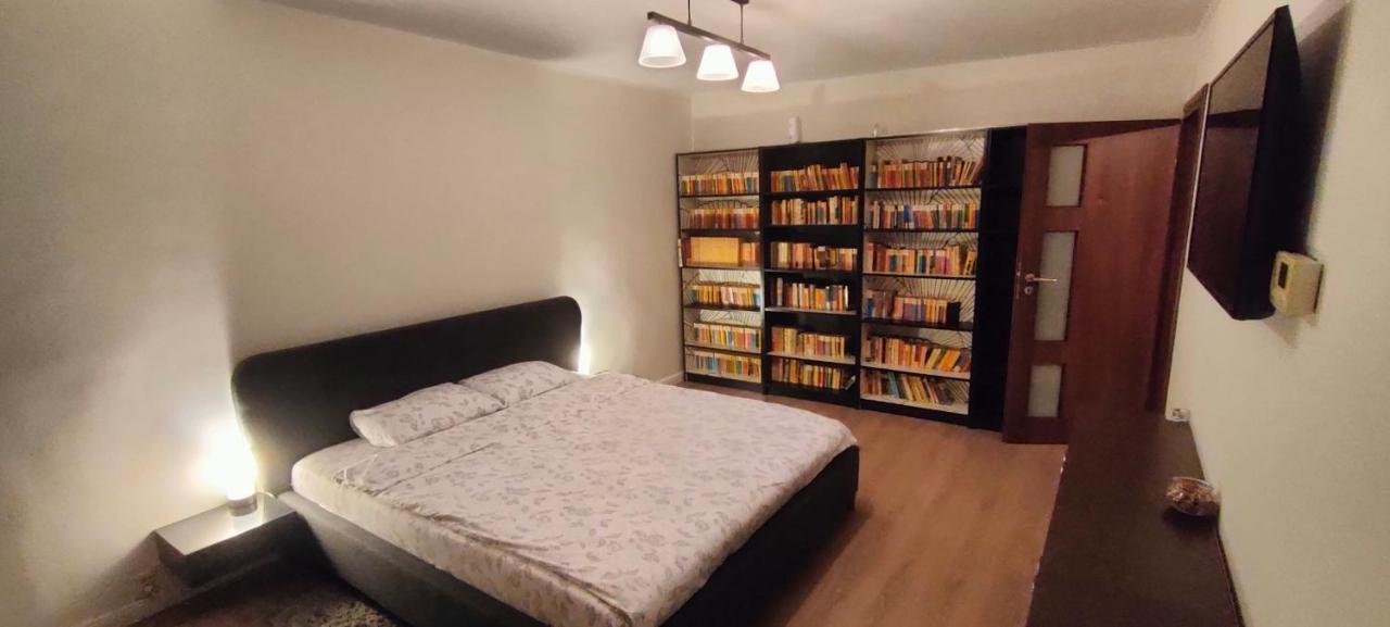 Duck Apartment Бухарест Экстерьер фото